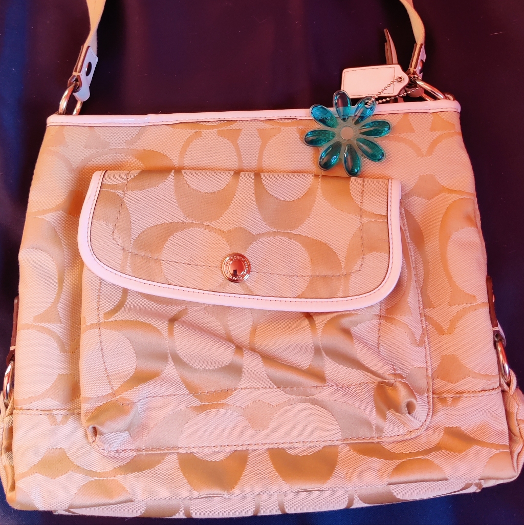 * Valentine's Day Special * Coach Messenger Style Bag